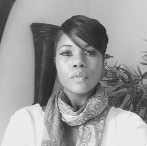 Meet your Posher, Ayesha